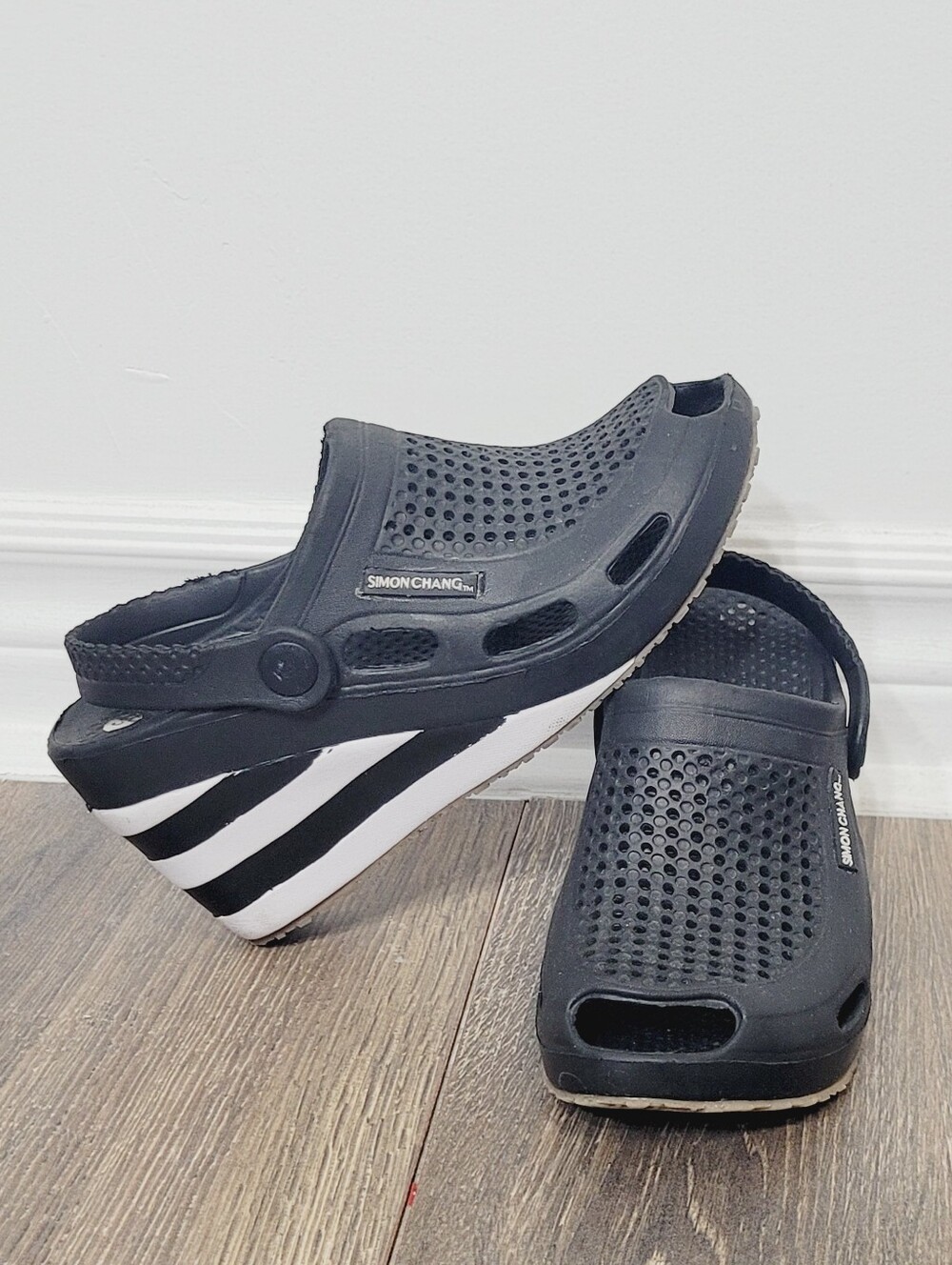 Simon Chang NEW Shoes Sandals Wedge Slip On Sandals Black White Stripped Wedge